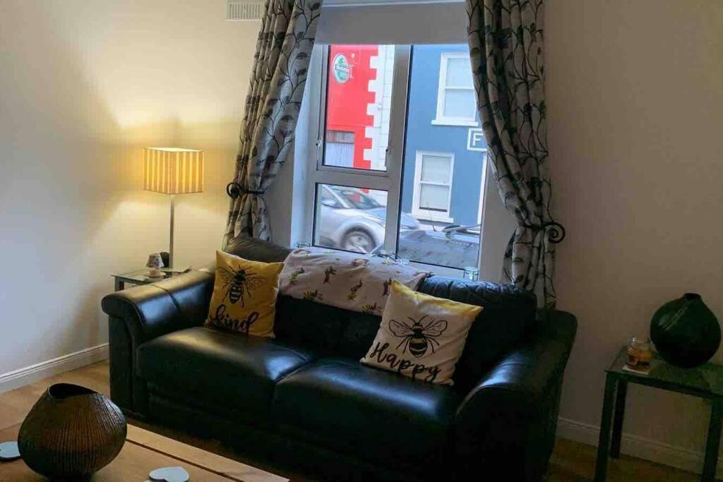 Bumblebee Cottage Donegal Town Ngoại thất bức ảnh